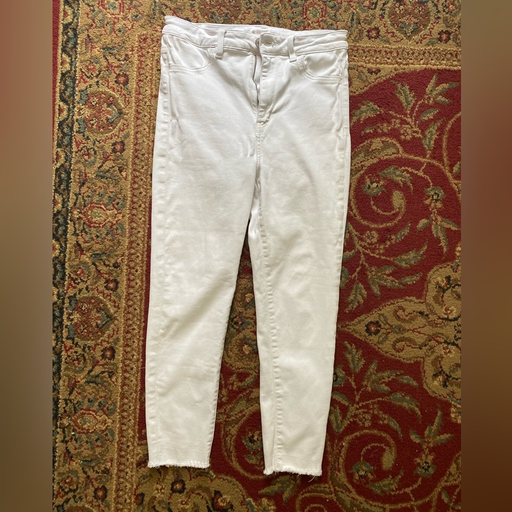 American Eagle white highest rise jegging crop size 10 short